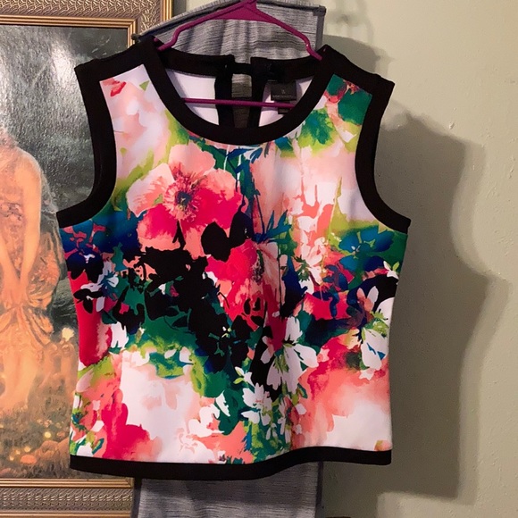 Worthington Tops - Worthington Structured Crop Top Size L
